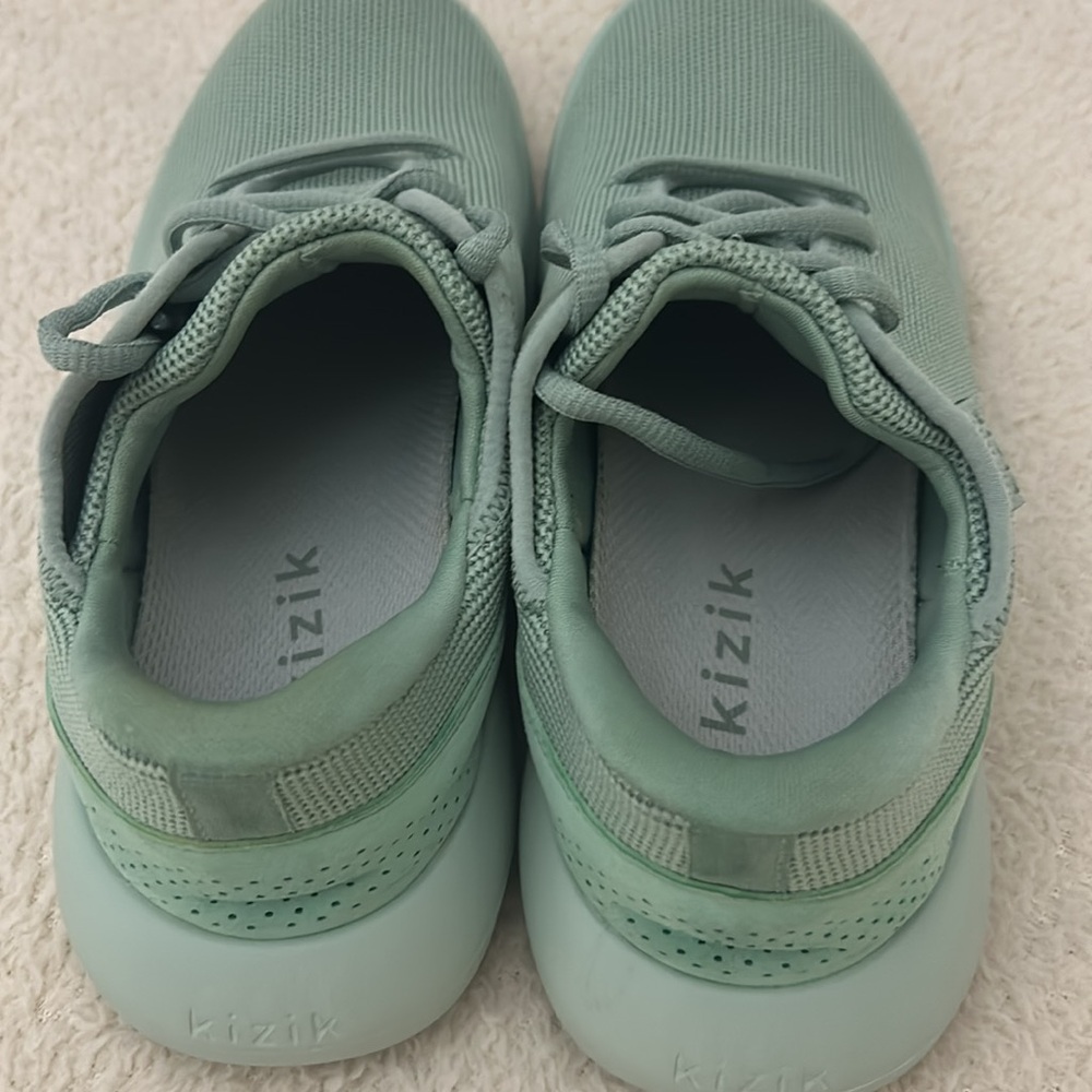 Kizik Madrid Eco Knit Sage Sneakers Size M 6 W 7.5 - Picture 10 of 13